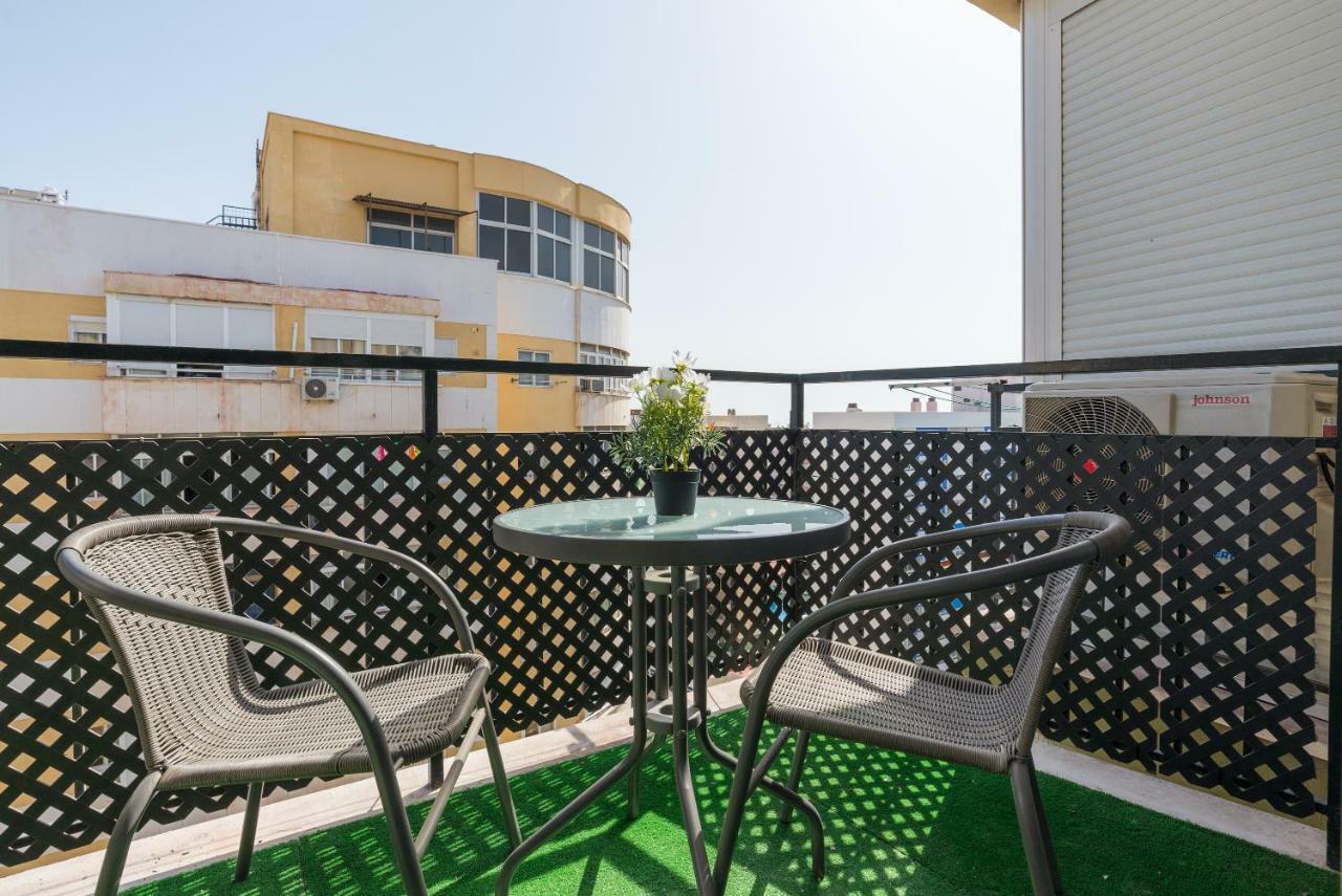 Confortable Estudio Con Terraza, Vistas A La Montana, Mar Y Mas Apartment Torremolinos Bagian luar foto